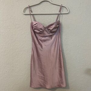 Beige batony Pink Satin Slip Dress z